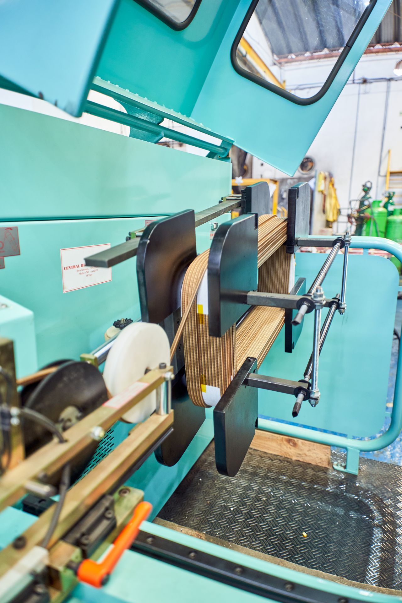 Fabricación de precisión de bobinas DC